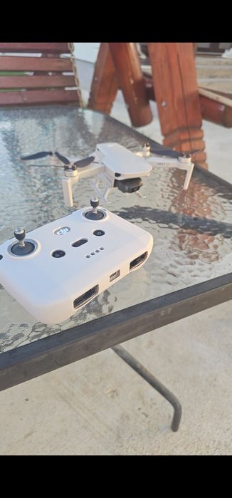 Dronă dji min 2 se