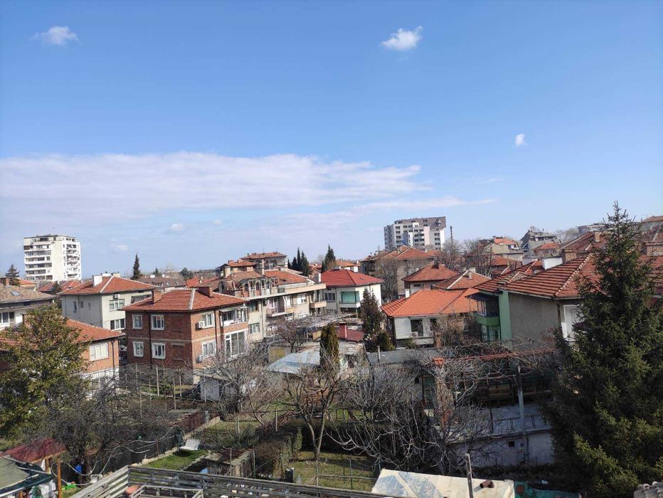 Продава се Многостаен апартамент в Асеновград - 140 кв.м за 1108 €/кв.м - Снимка #1