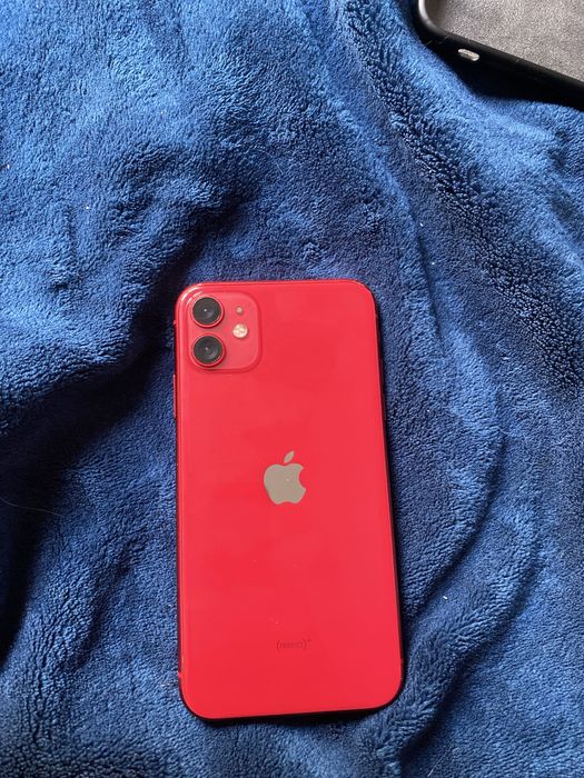 Iphone 11 red product