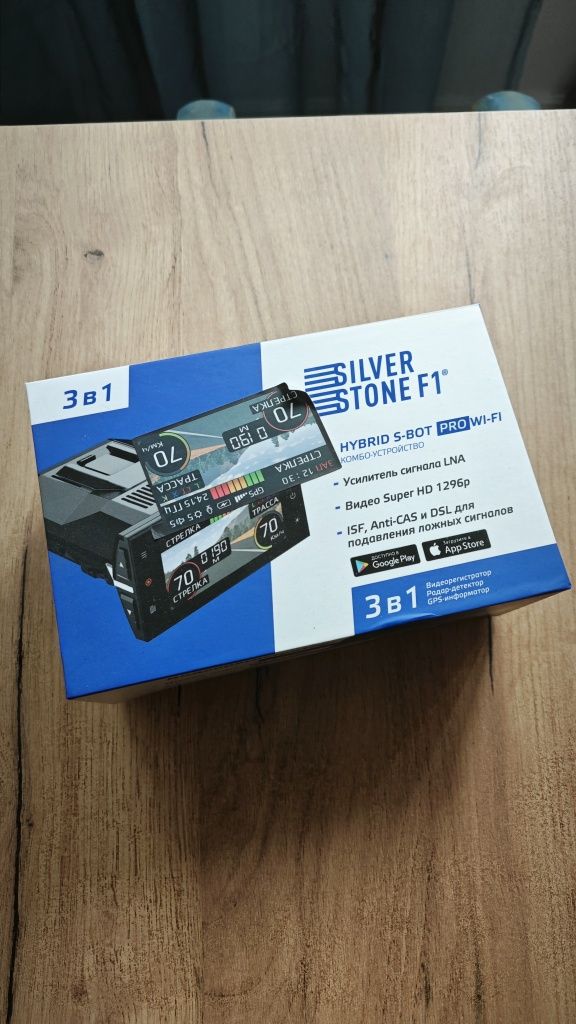 Видеорегистратор SilverStone Hybrid S-BOT Pro WiFi черный