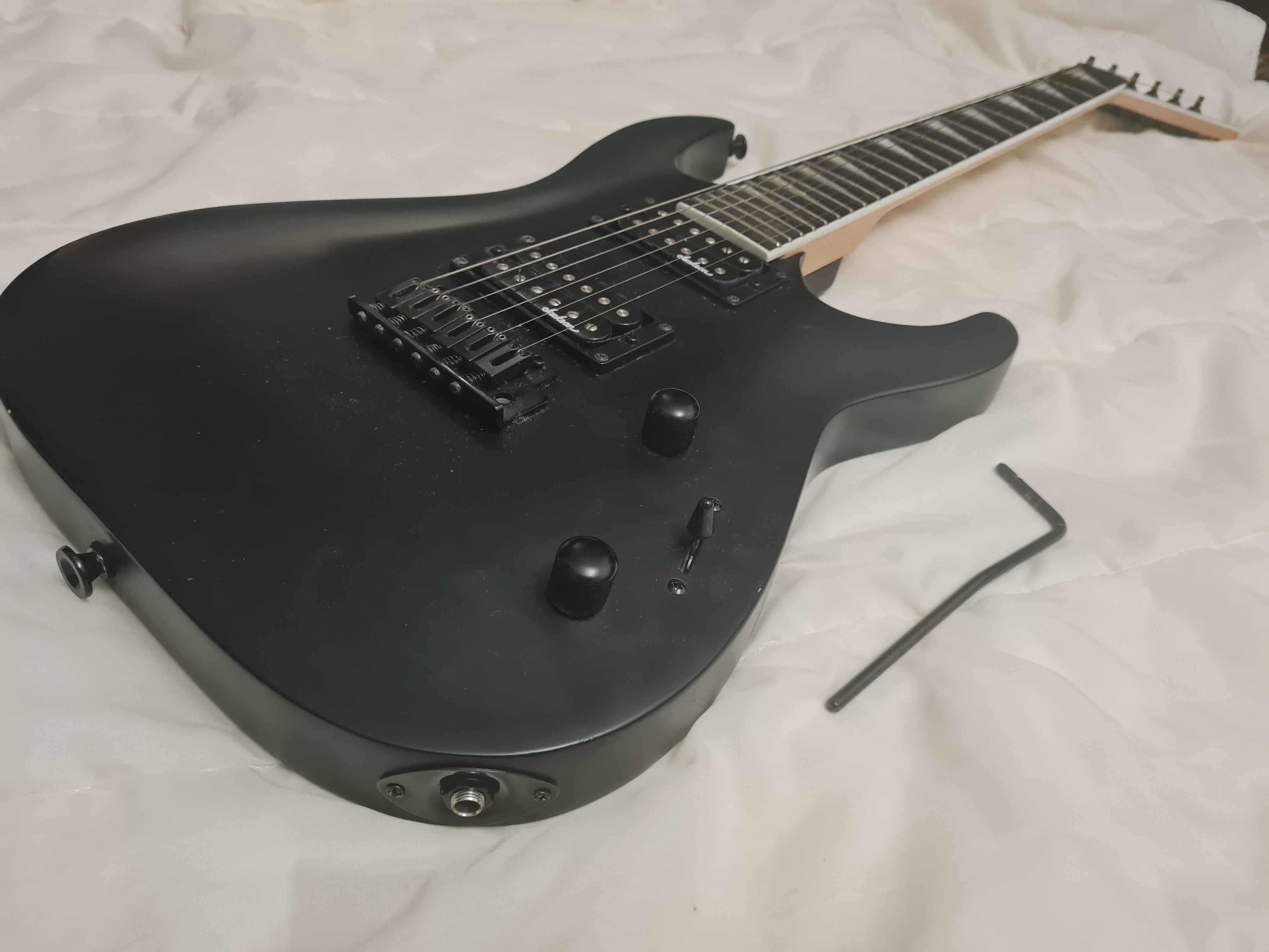 Vand Chitara Electrica Jackson JS 22 + Amplificator + Cablu Jack 4.5M