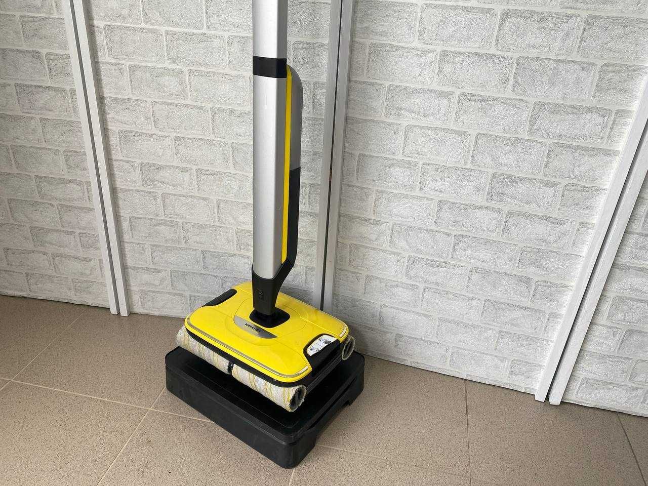 Електрически моп Karcher FC 7 Cordless Подочистачка 2 резервоара 25.5V