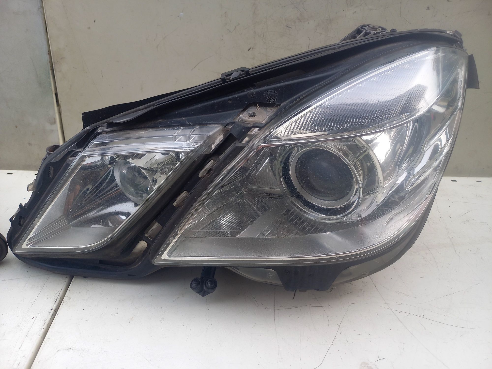 Фарове Mercedes W212 Bi-xenon