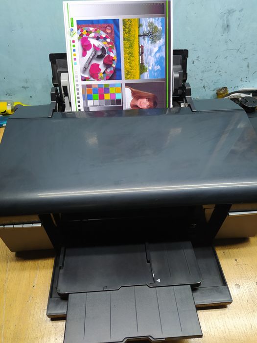 Epson L805, тест дюз 100%, головка 20 тыс копий, механизм 65 тыс копий