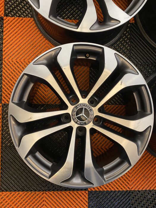 Jante originale Mercedes-benz GLC , GLA , E ,V , C Class pe 17