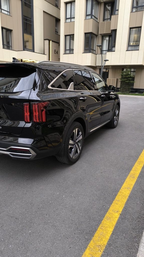 KIA Sarento 2022 yil 7 kish Full Pazisasi
