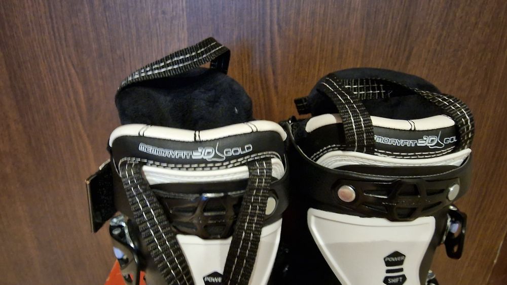 Atomic hawx ски обувки 22-22,5