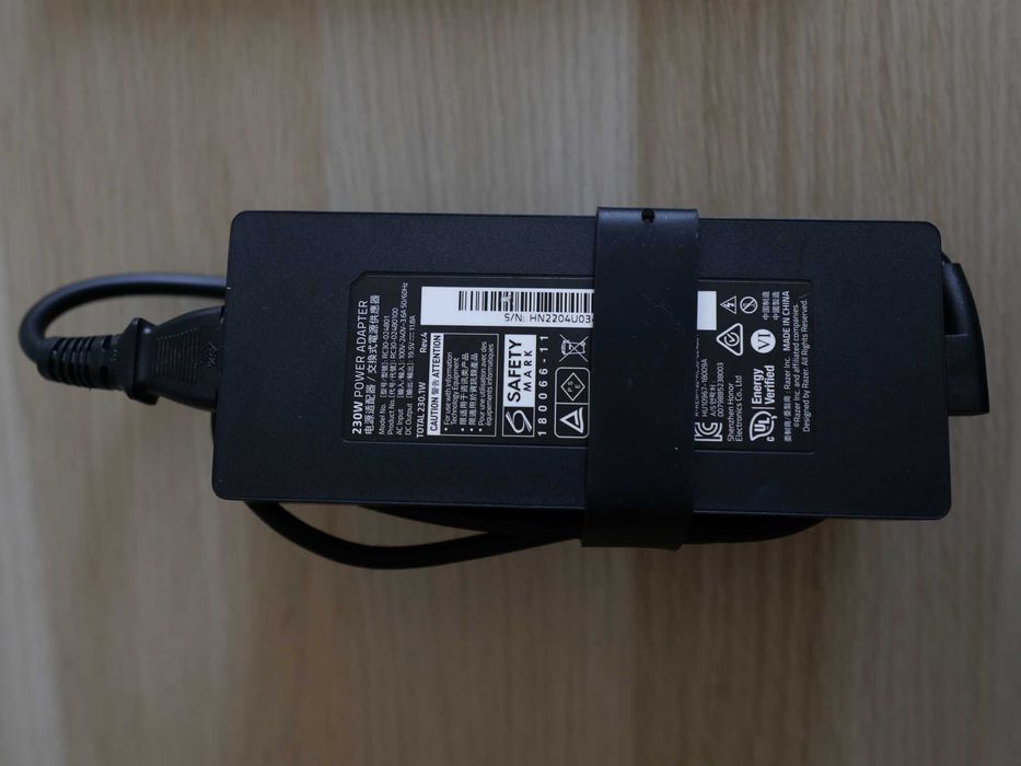 Razer Blade 14 2022 | Ryzen 9 6900 | RTX 3070Ti | DEFECT PENTRU PIESE