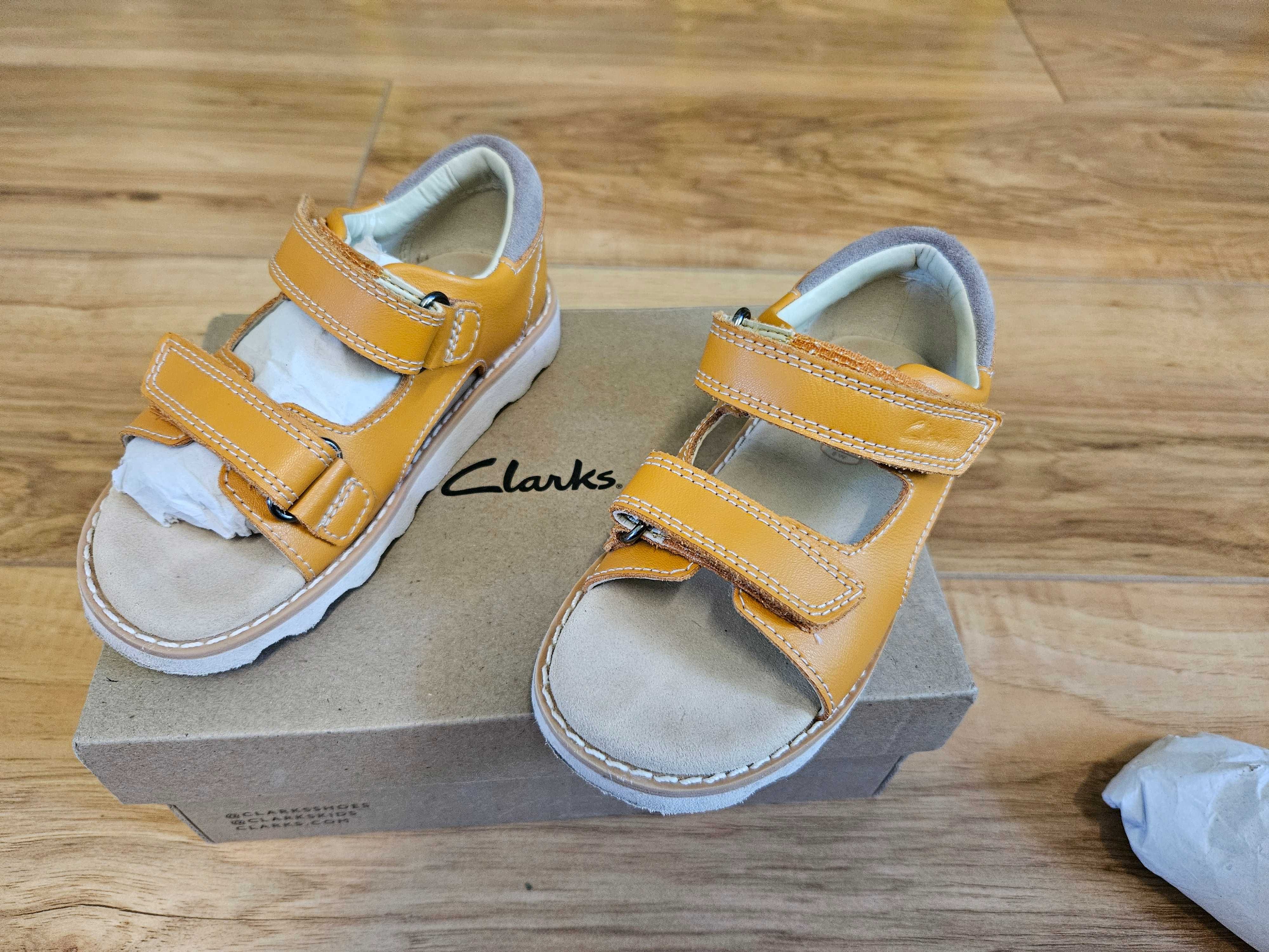 Детски сандали Clarks