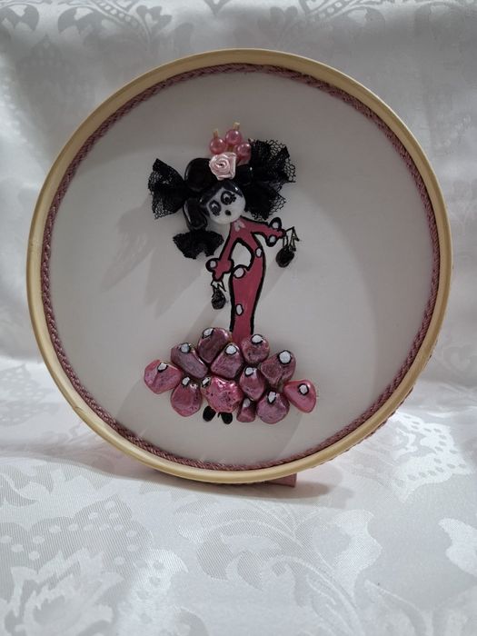 Картини и изделия изработени от морски камъчета