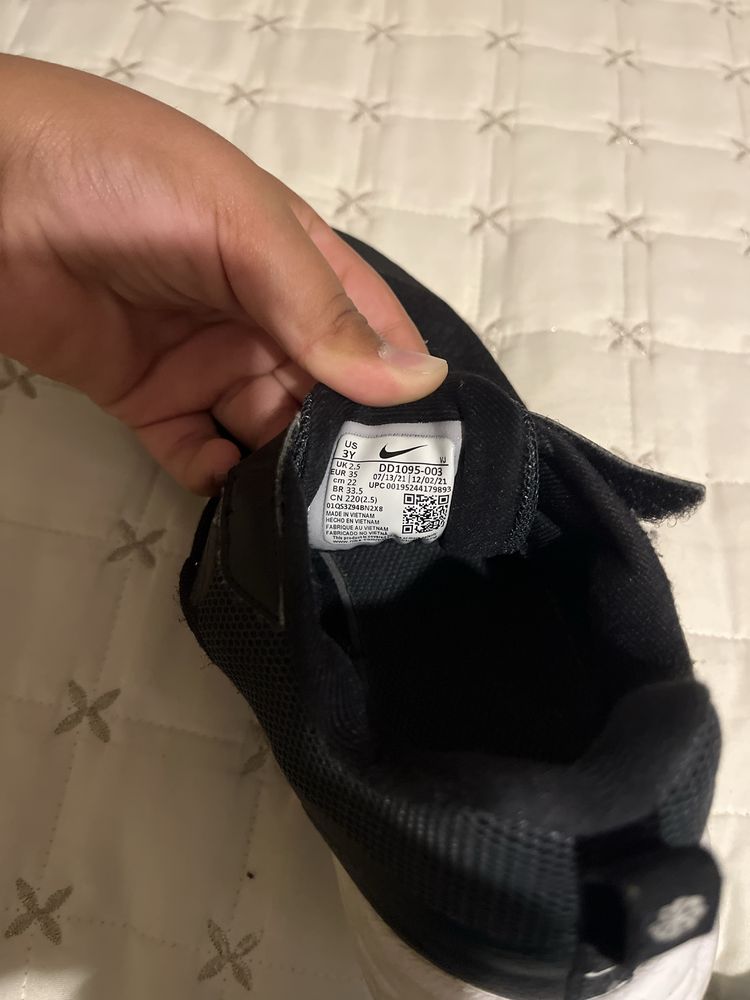 Детски nike обувки 35 номер