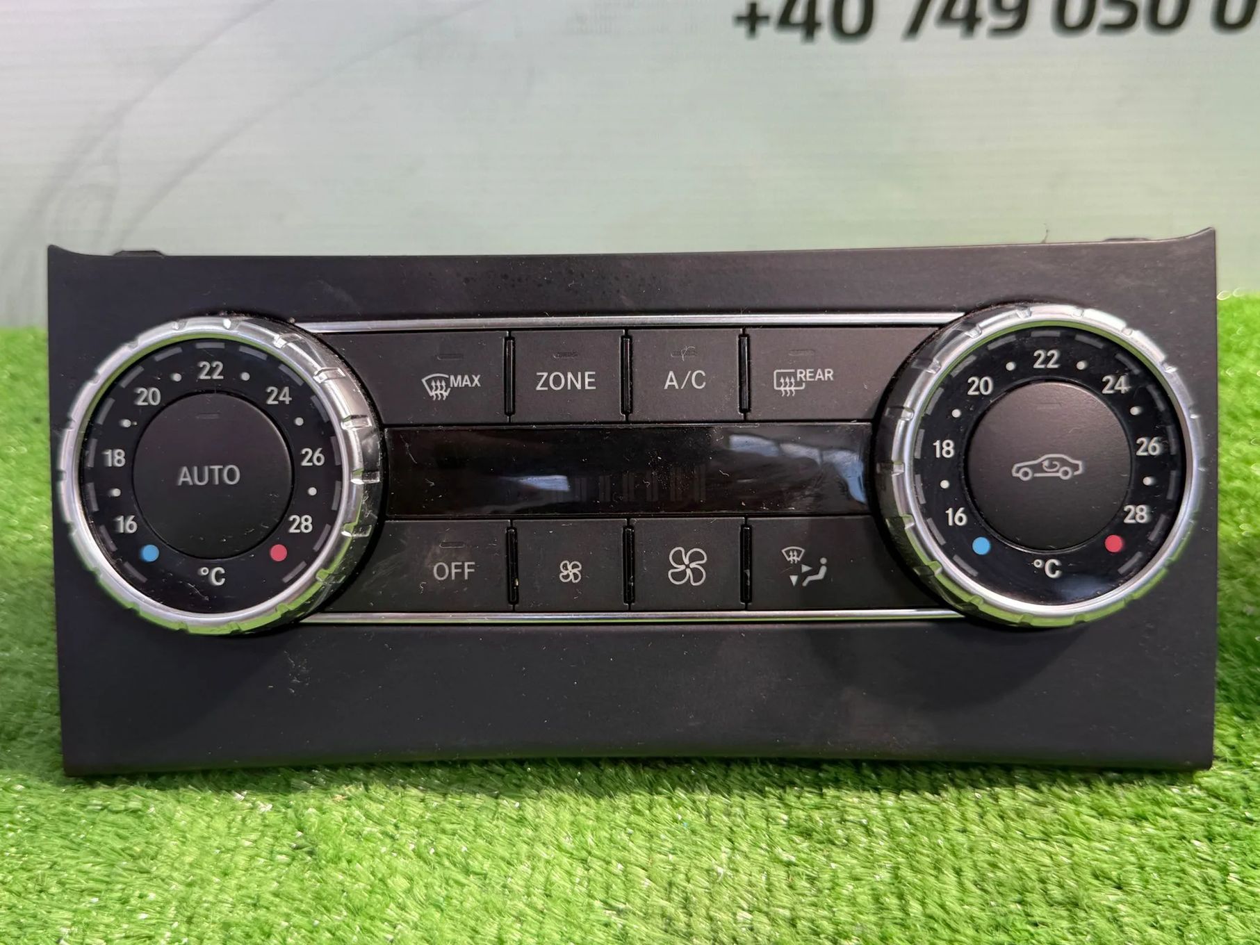 PANOU COMANDA AC / CLIMA (2 BUC.)  MERCEDES BENZ C220 CDI 2011 / 2012 2.1 DIESEL C-Class W204 COD OEM A2049003803 A2049001007