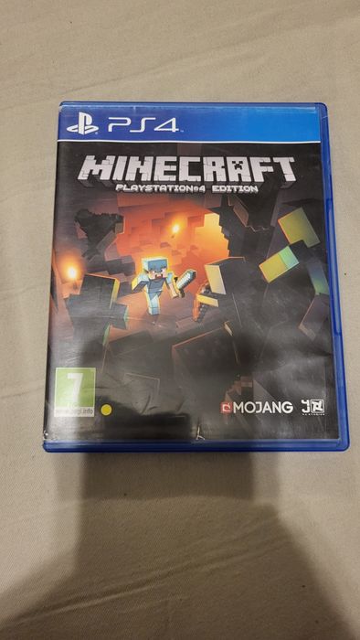 Продавам Minecraft за Playstation 4