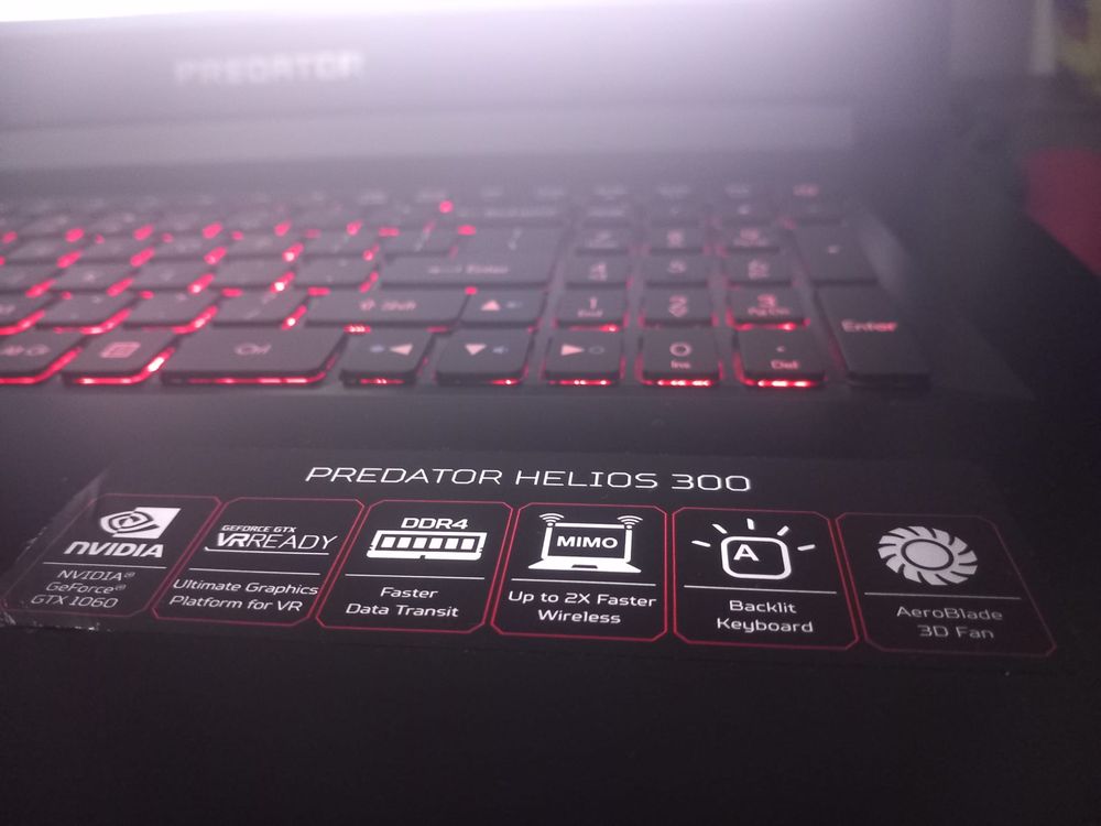 Laptop Acer Predator Helios 300