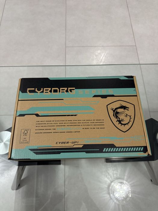 MSI Cyborg 15 B2RWFKG • i7 240H • 1TB SSD • 16GB RAM • RTX 5060 • NOU