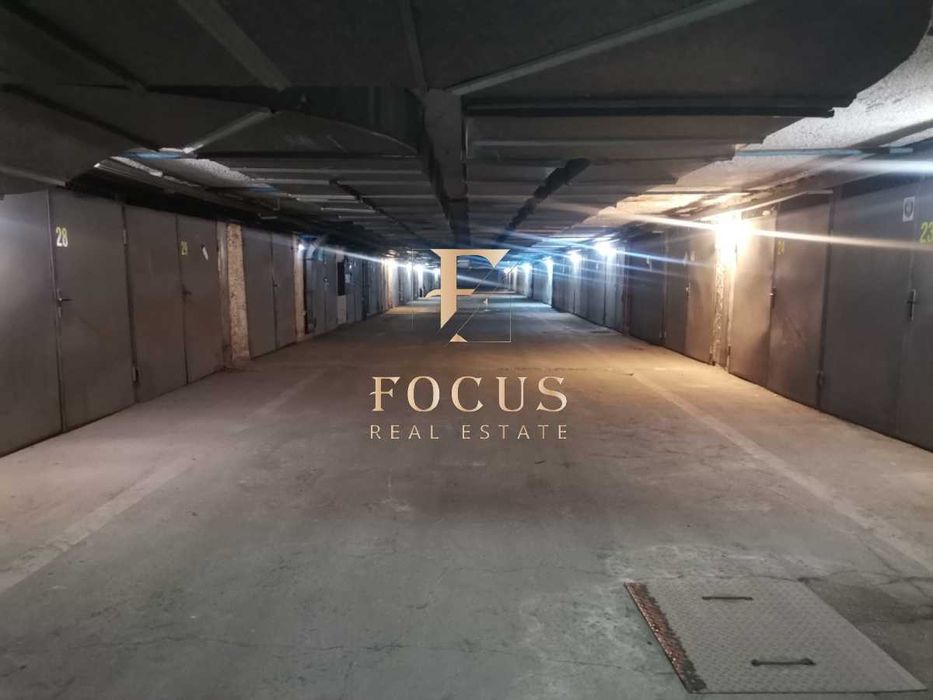 Продава се Гараж / Паркомясто в Пловдив, Център - 16 кв.м за 1344 €/кв.м - Снимка #1