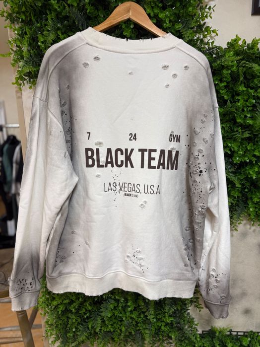 Мъжки дрехи ,тениски ,екип