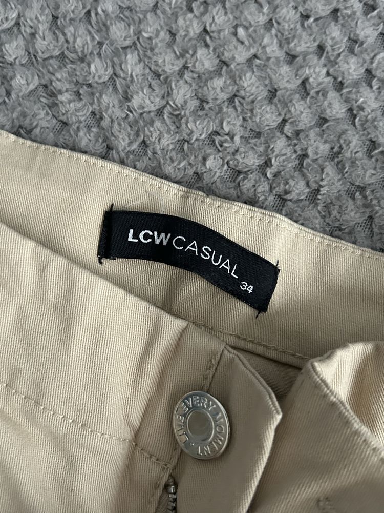 Cargo панталони, LC Waikiki