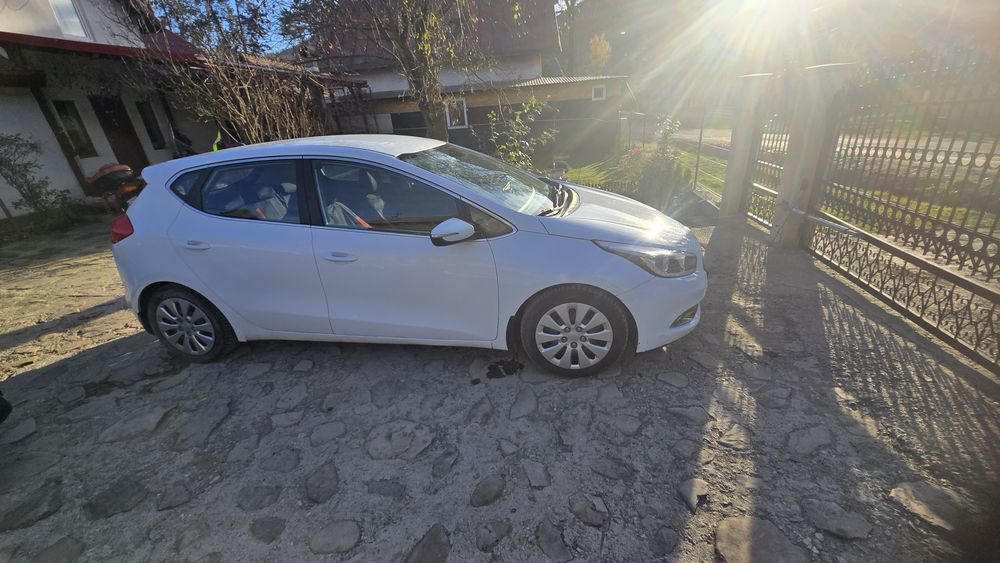 Vinde Kia Ceed 2013 1.6 crdi