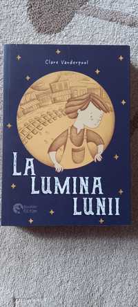 La lumina lunii de CLARE VANDERPOOL