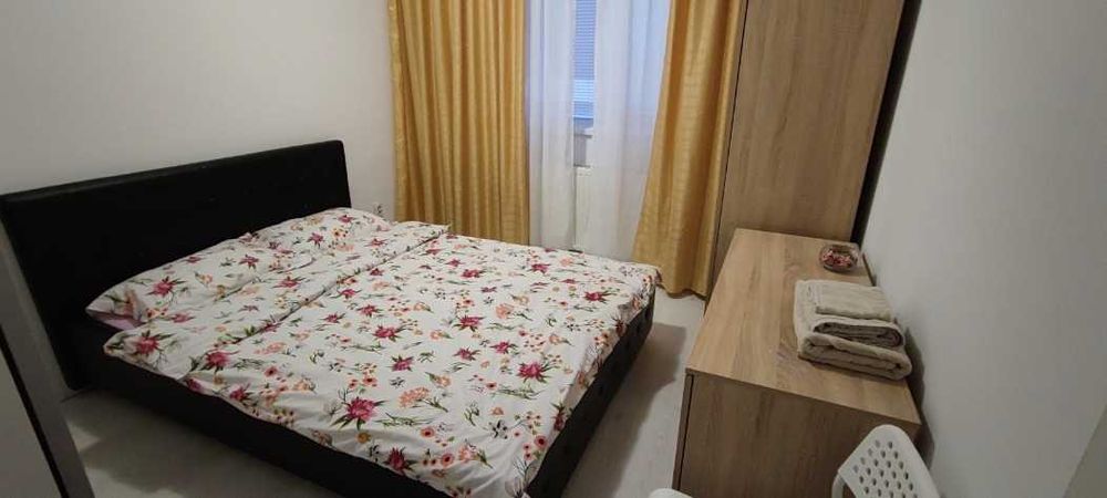 Apartament cu 2 Camere - Balcon - Bucatarie Separata - Parcare - Parc