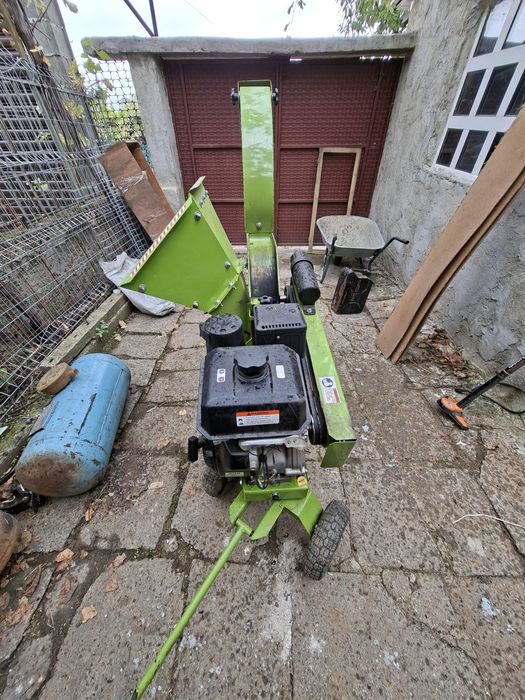 Дробилка за клони