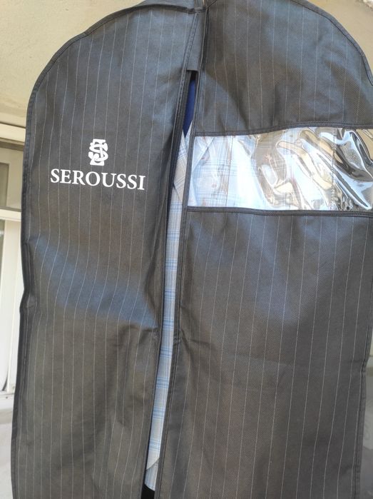 Vând costum Massimo dutti