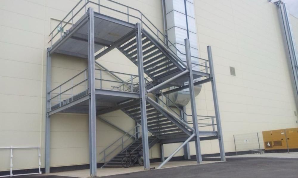 Scari metalice zincate