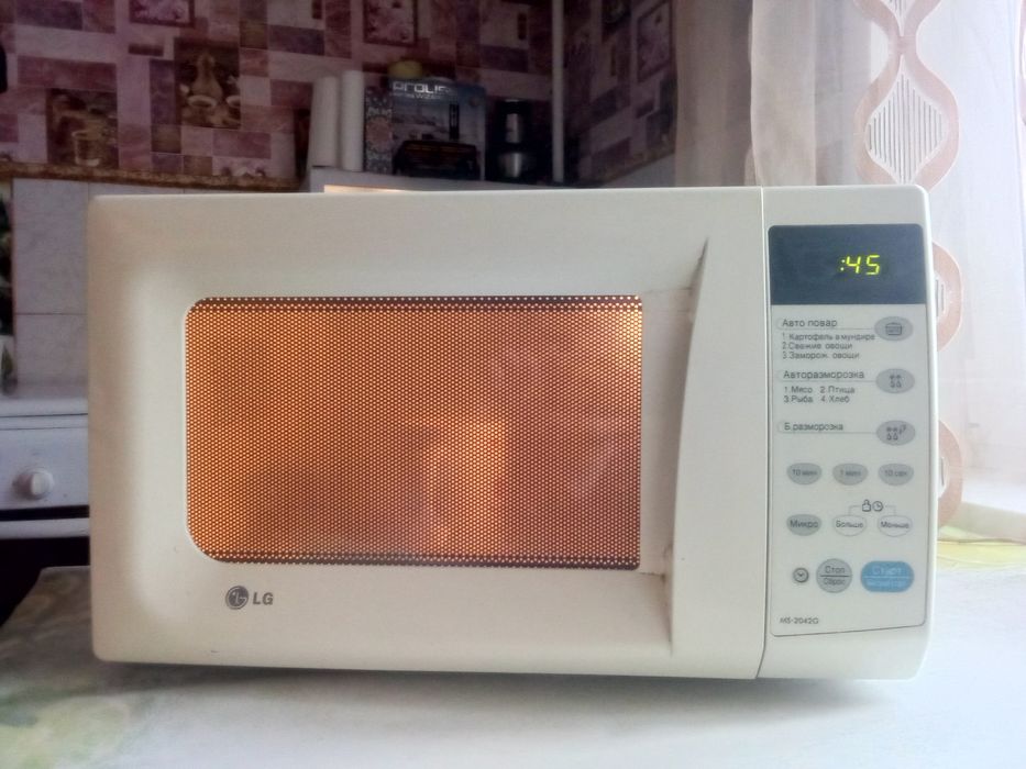 Микроволновка Lg без тарелки