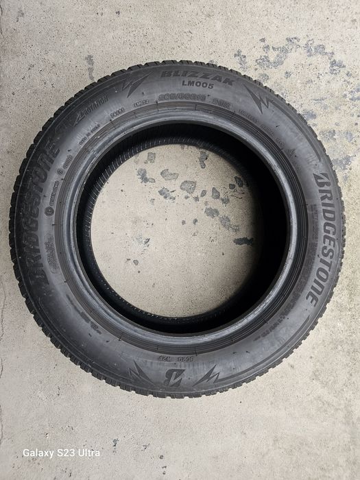 OFERTĂ-Set 4 cauciucuri de iarnă BRIDGESTONE Blizzak LM005 205/60/R16