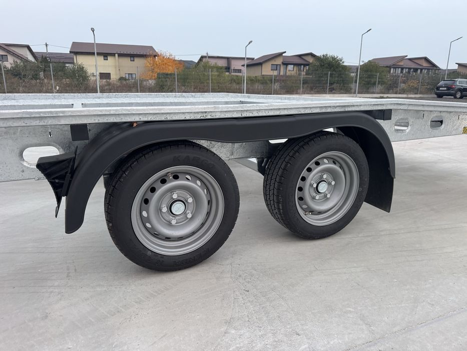 Remorca 4,5 metri platforma auto,2700 kg,noua-fabricatie 2025. 0 km
