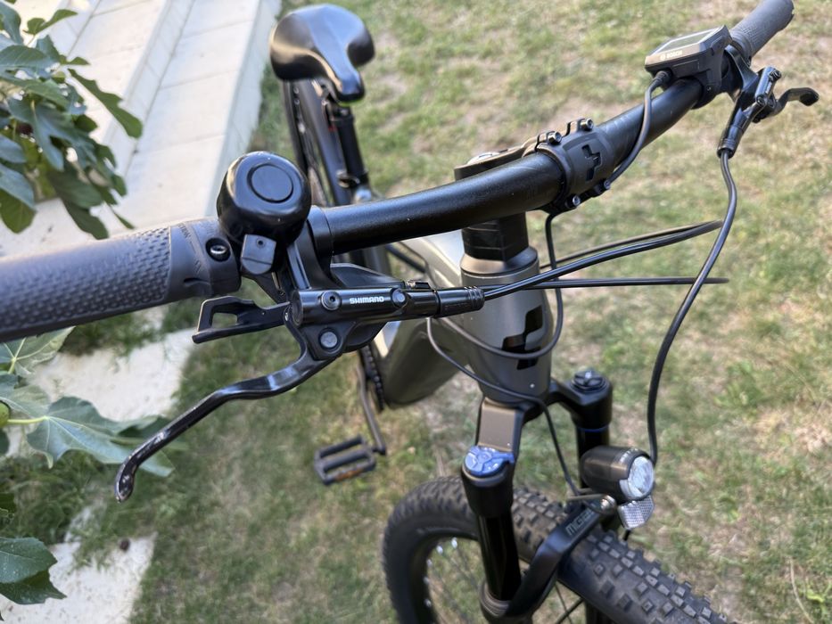 Bicicleta electrica CUBE Reaction Pro