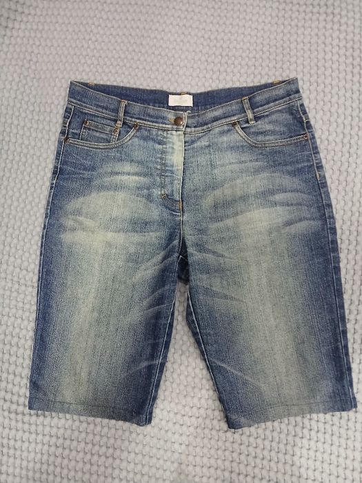 Продаю джинсы шорты женские размер L