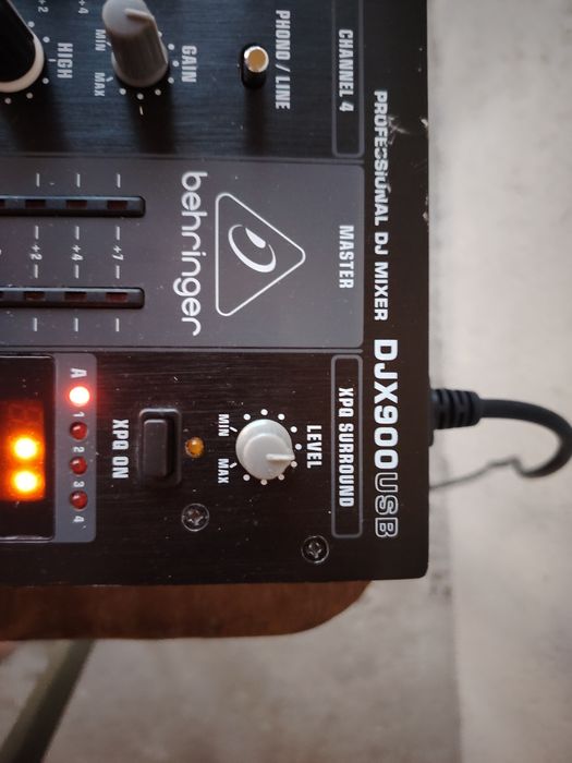 Mixer Behringer DJX900
