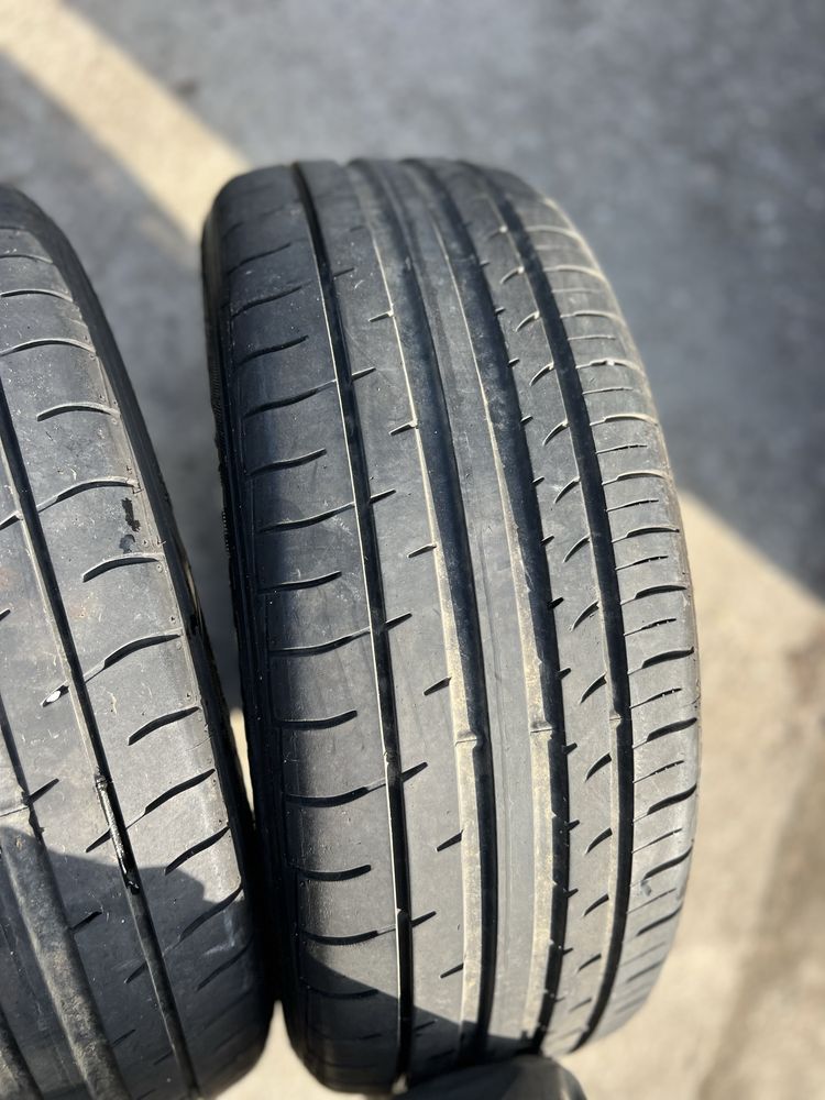 Летни гуми 215/50/18 Falken DOT21 с 7.7 мм грайфер.Цената е за двете .