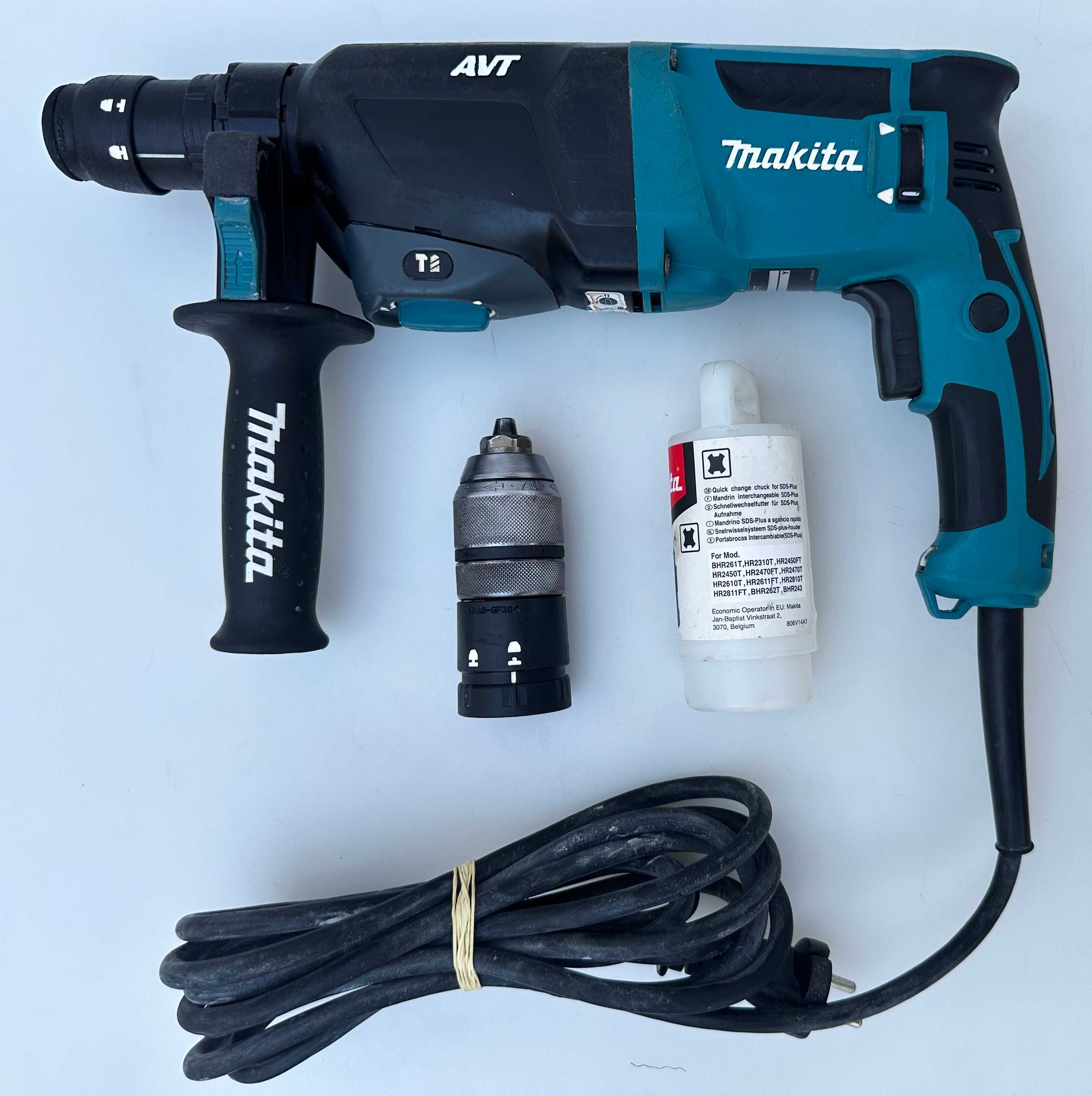 Makita HR2611FT - Перфоратор 800W 2.4J със сменяем патронник!