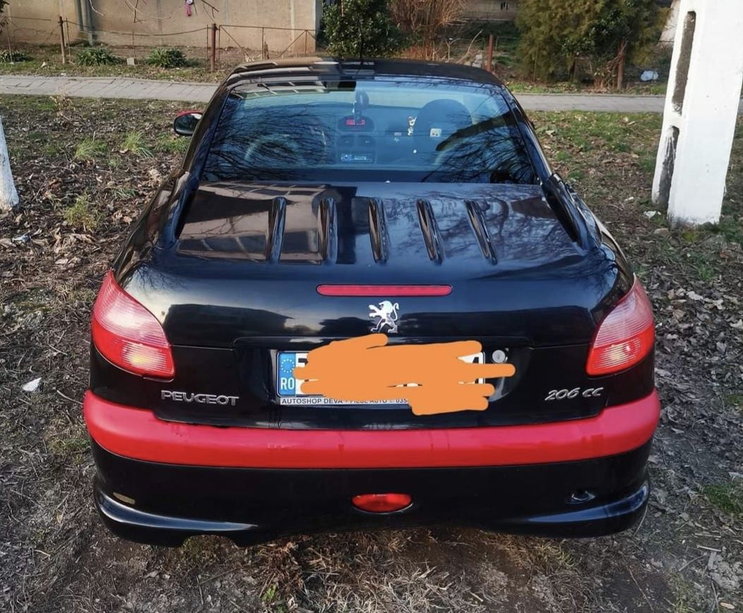 Vând Peugeot 206 CC