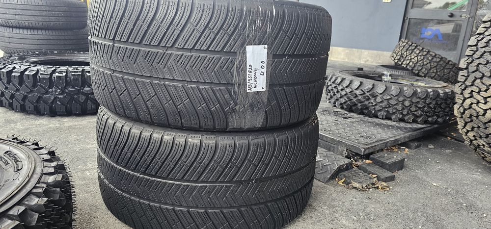 285 35 R 20 Michelin iarna