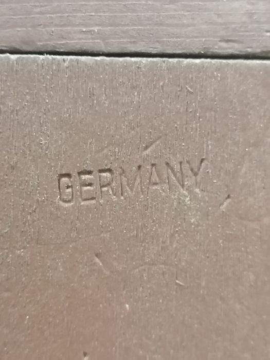 Работещ стенен механичен часовник