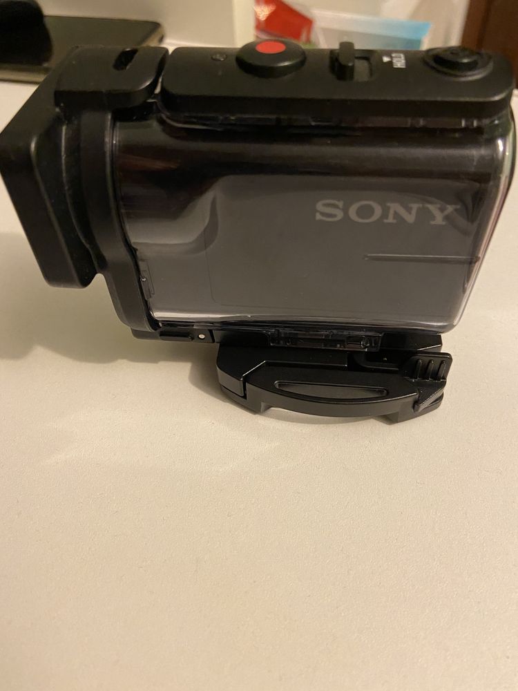 Sony action cam AS50 + telecomanda cu Display
