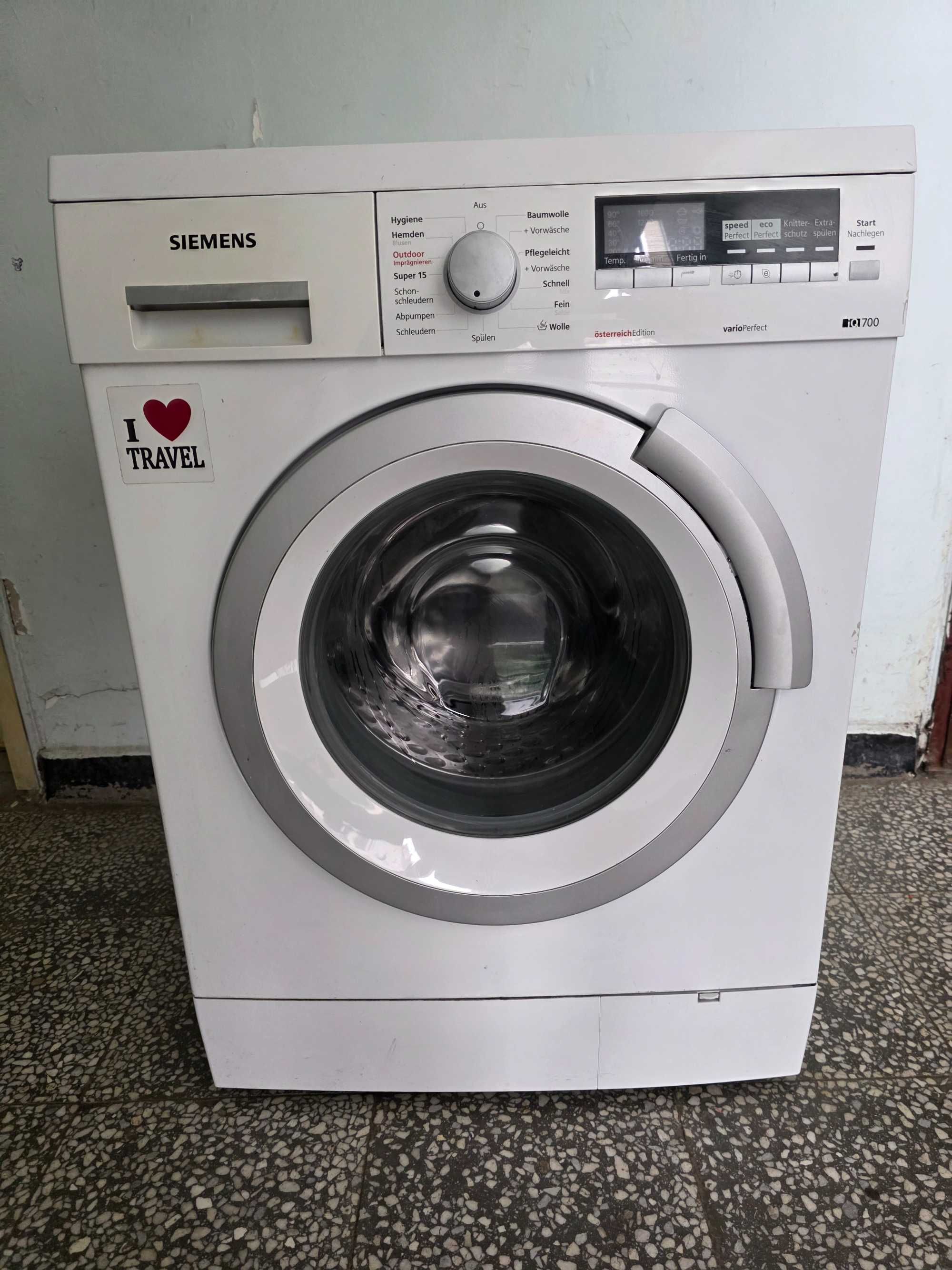 Пералня SIEMENS IQ700