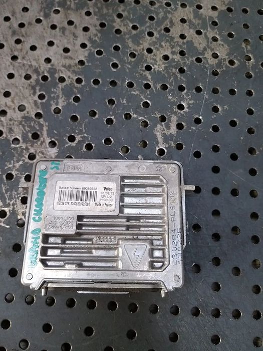 Balast xenon stanga jeep grand cherokee 4 wk wk2 89089352