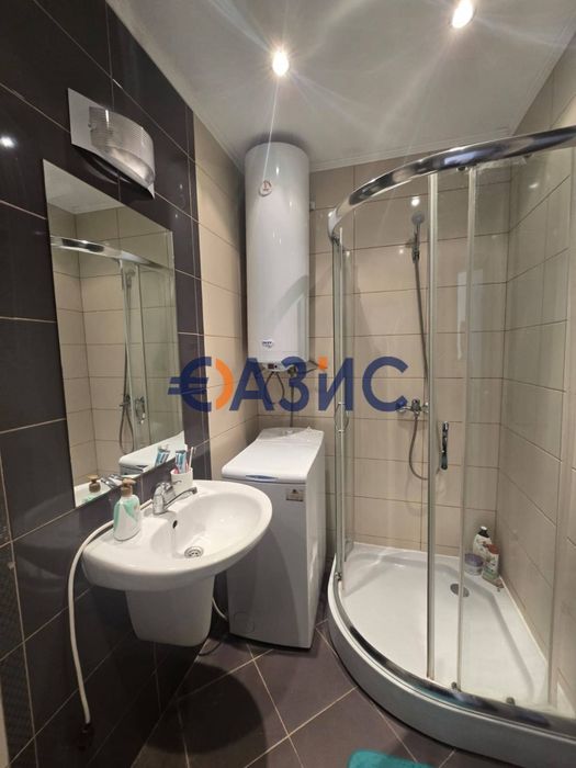 Продава се Двустаен апартамент в к.к. Слънчев бряг - 55 кв.м за 1328 €/кв.м - Снимка #4