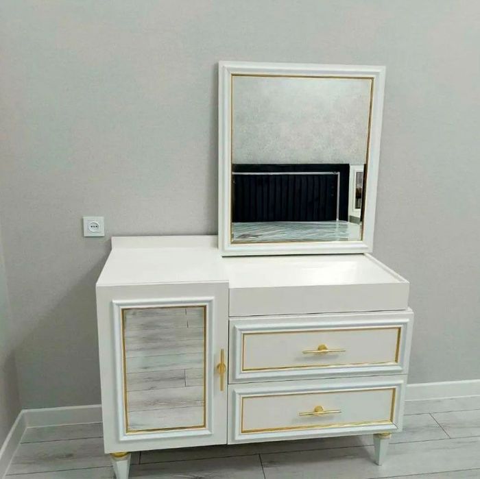 Комод зеркало сатылад 2 в1