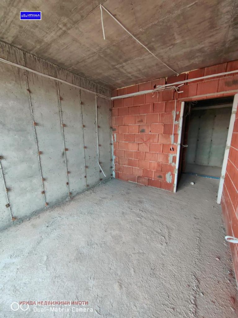 Продава се Тристаен апартамент в София, Кръстова вада - 144 кв.м за 2030 €/кв.м - Снимка #6