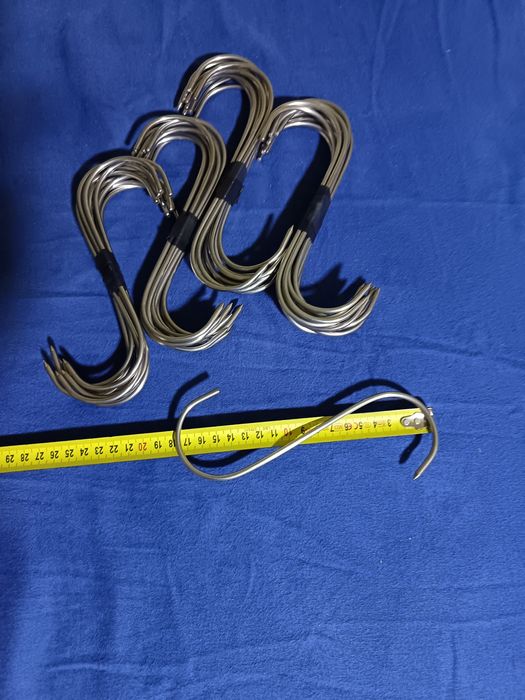 Cârlige inox, pentru afumătoare 10 buc egal 35 lei