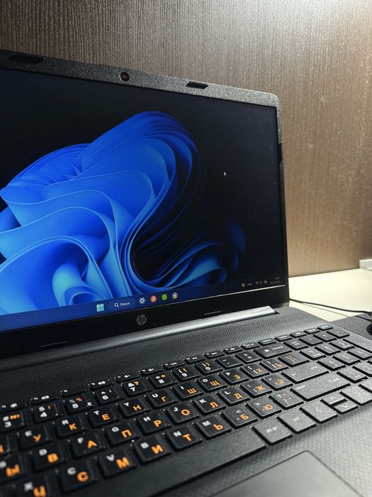 HP Laptop 15s-fq5xxx