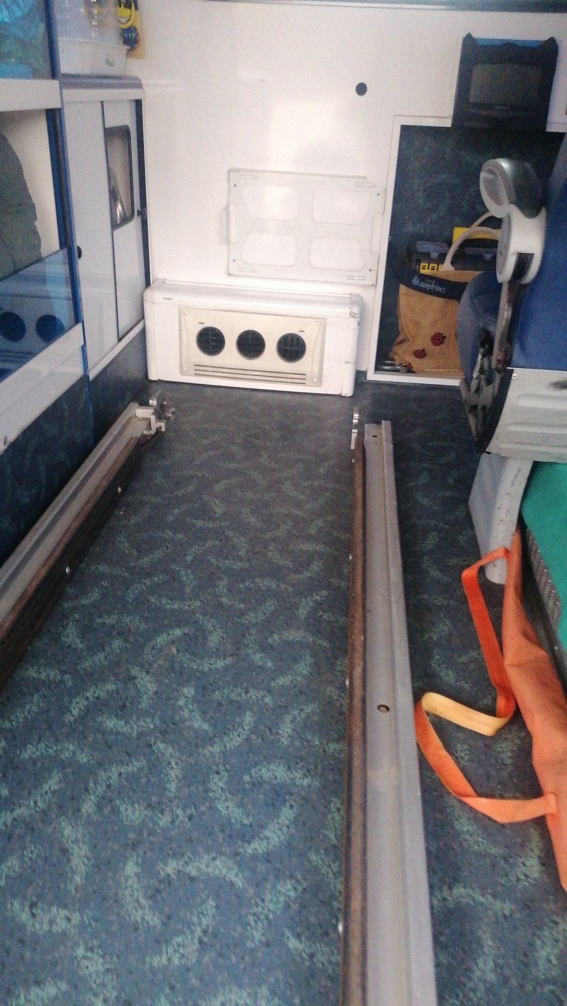 Продавам линейка VW T5  2007г.