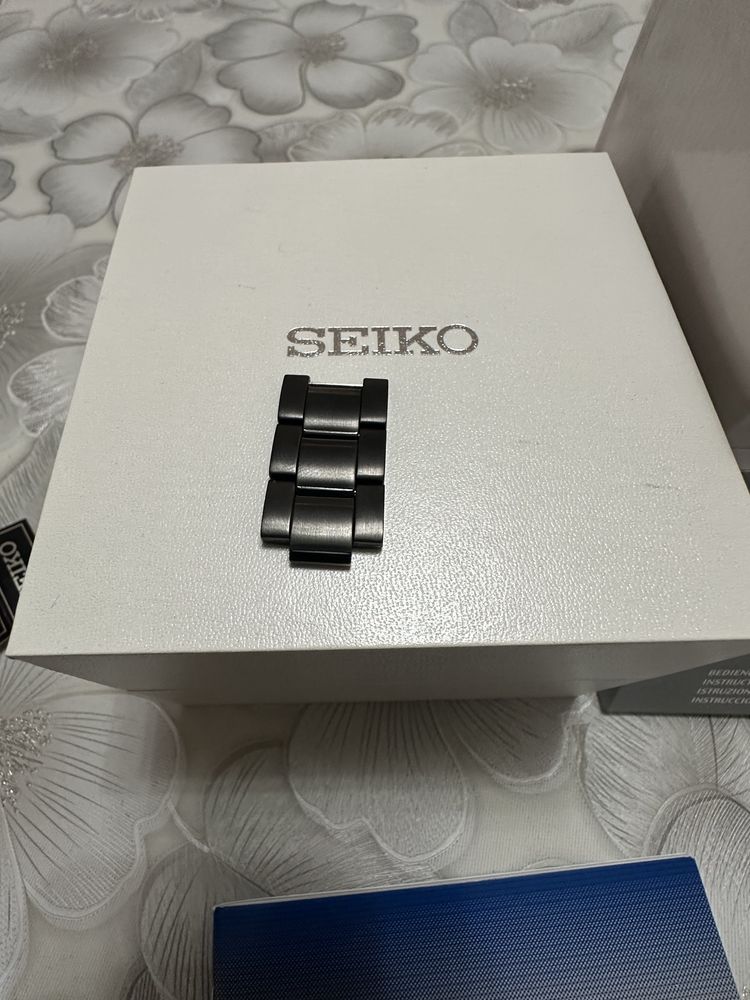 Seiko 7T92 Chrongraph watch