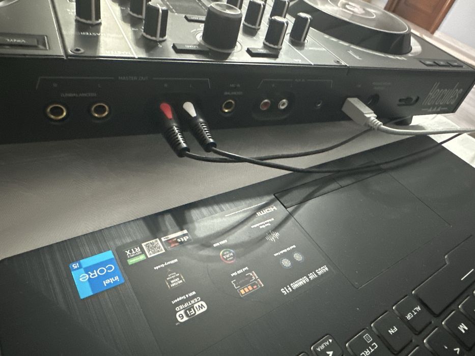 Mixer hercules dj control inpulse 500